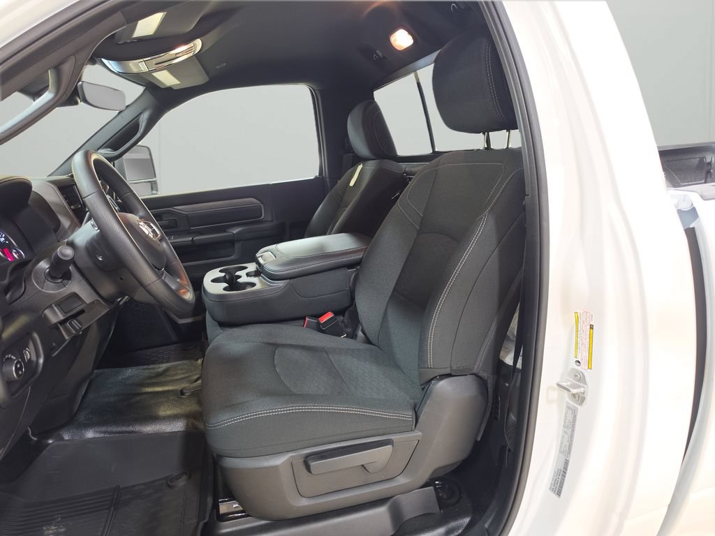 New 2026 RAM 3500 Tradesman AWD/4WD image 11