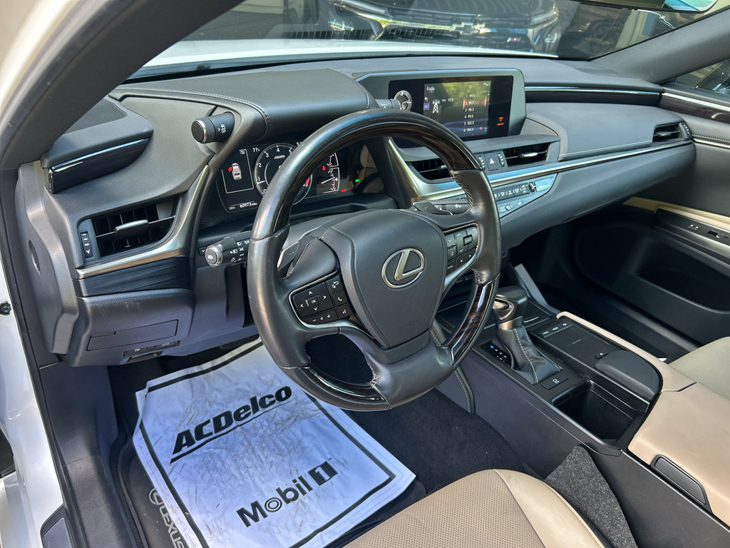 Used 2021 Lexus ES 250 w/ Premium Package AWD/4WD image 11