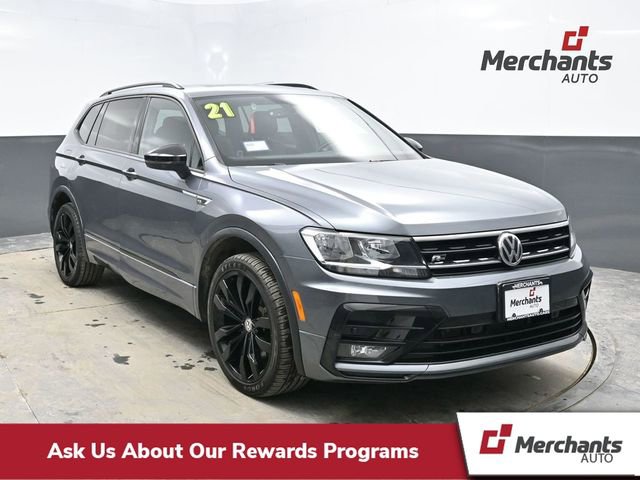 Used 2021 Volkswagen Tiguan SE R-Line image 1