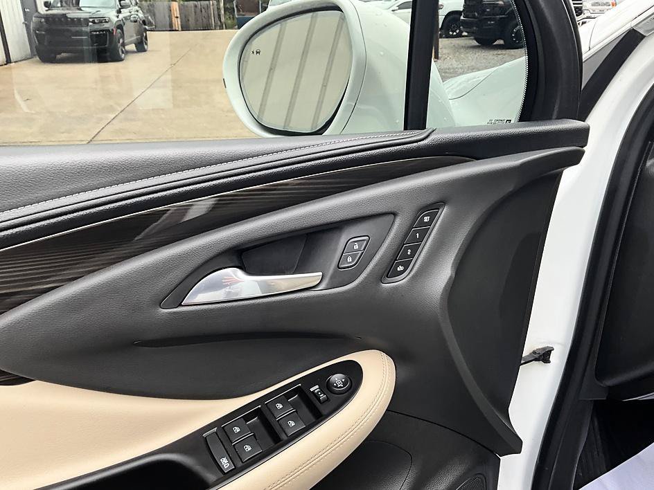 Used 2019 Buick Envision Premium AWD/4WD image 13
