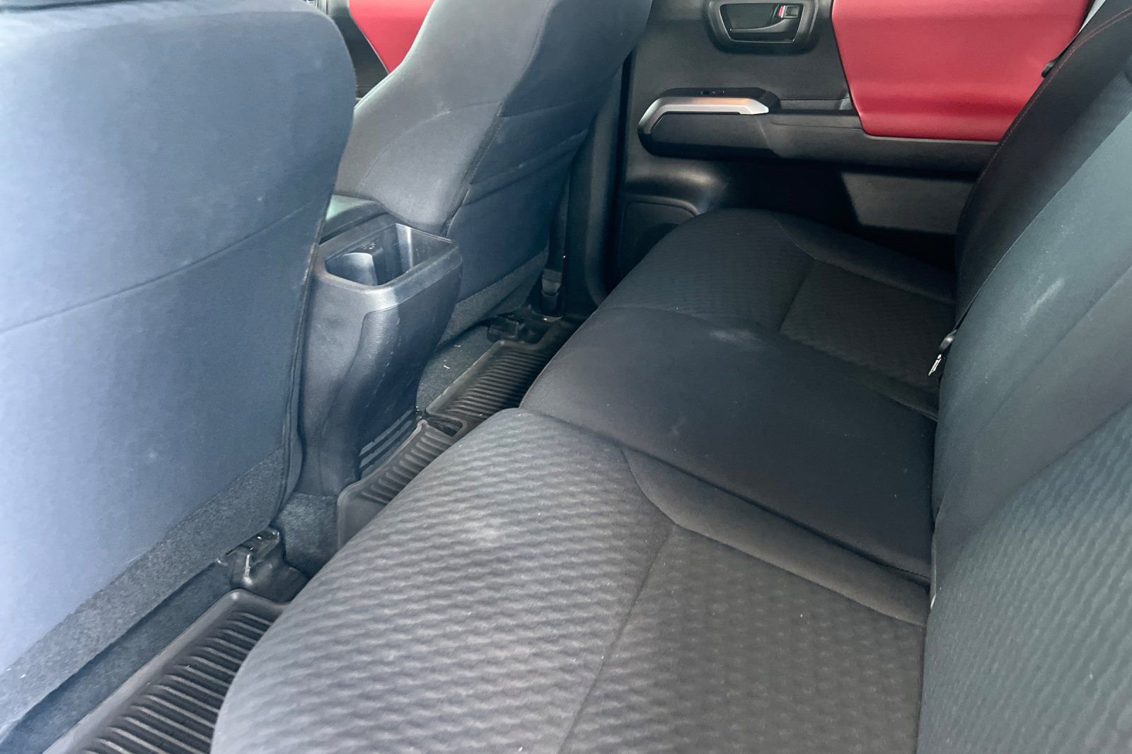 Certified 2023 Toyota Tacoma SR5 AWD/4WD image 9