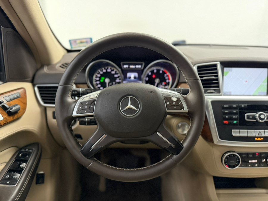 Used 2013 Mercedes-Benz ML 550 4MATIC image 59