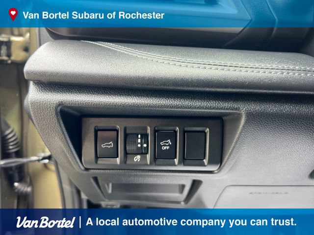 Certified 2025 Subaru Outback Touring XT AWD/4WD image 17