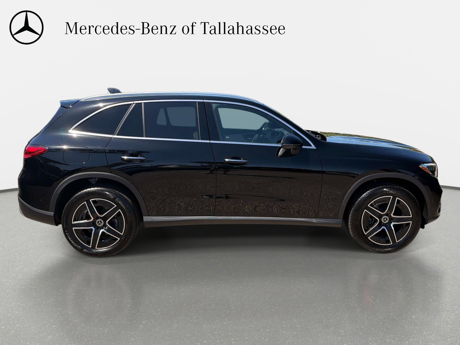 Used 2026 Mercedes-Benz GLC 300 4MATIC image 4