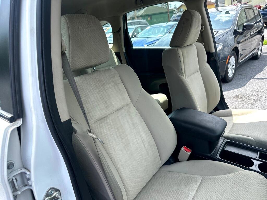 Used 2016 Honda CR-V LX image 39