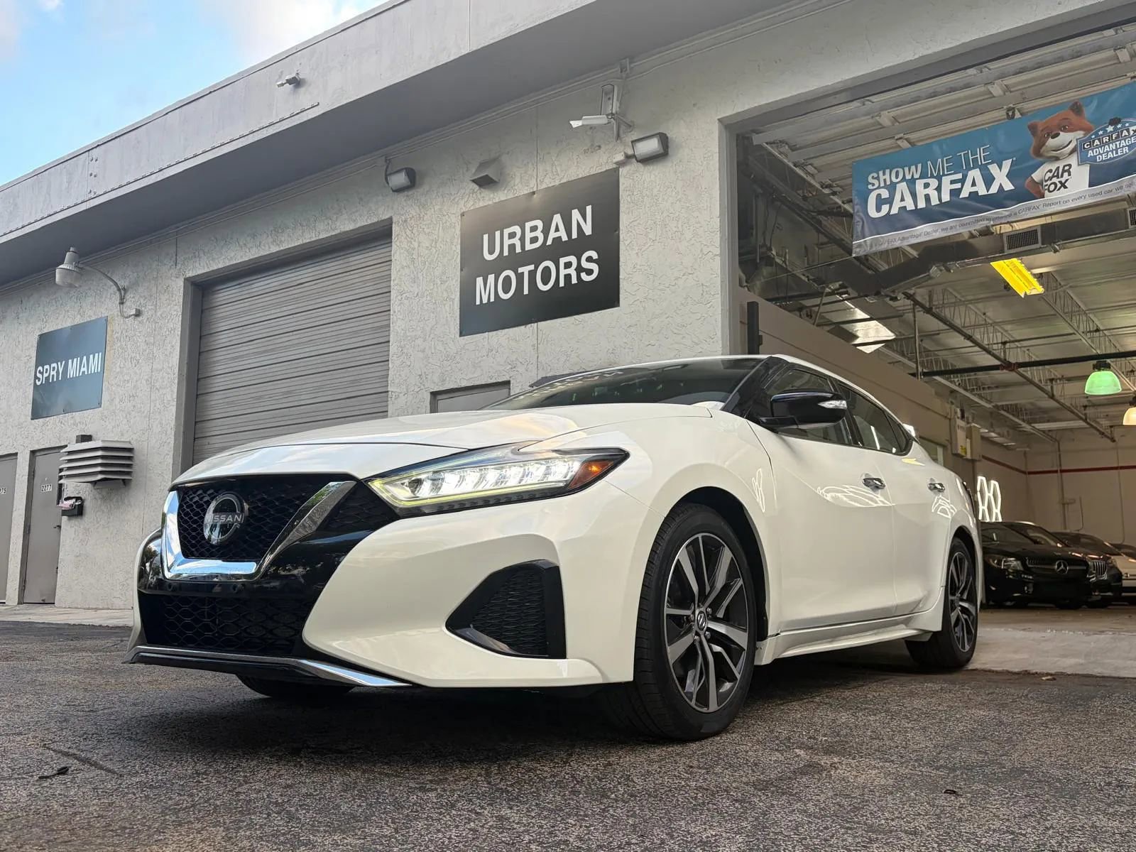 Used 2023 Nissan Maxima SV w/ Floor Mat Group FWD image 6