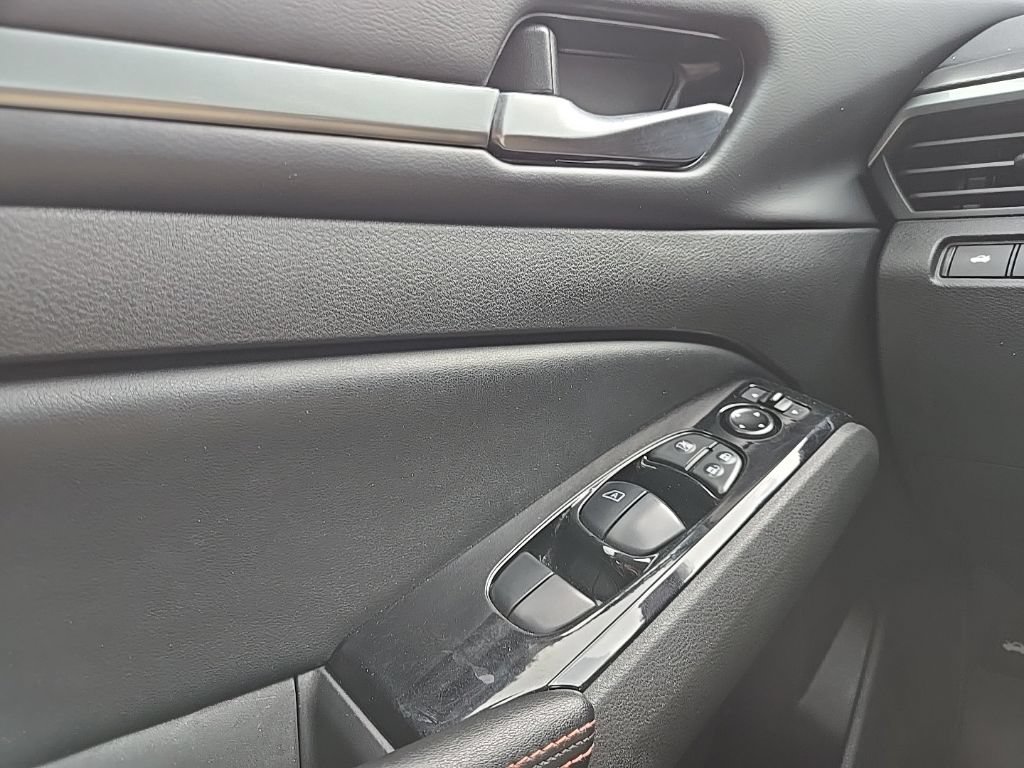 Used 2024 Nissan Altima 2.5 SR FWD image 21