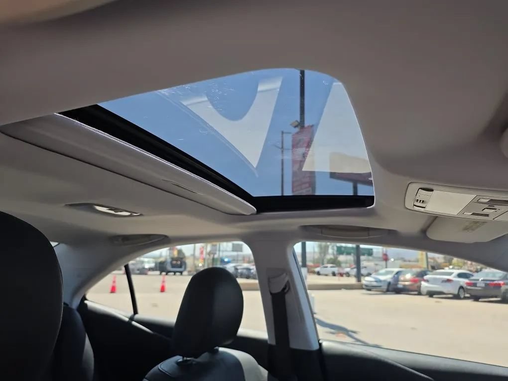 Used 2010 Lexus HS 250h FWD image 16