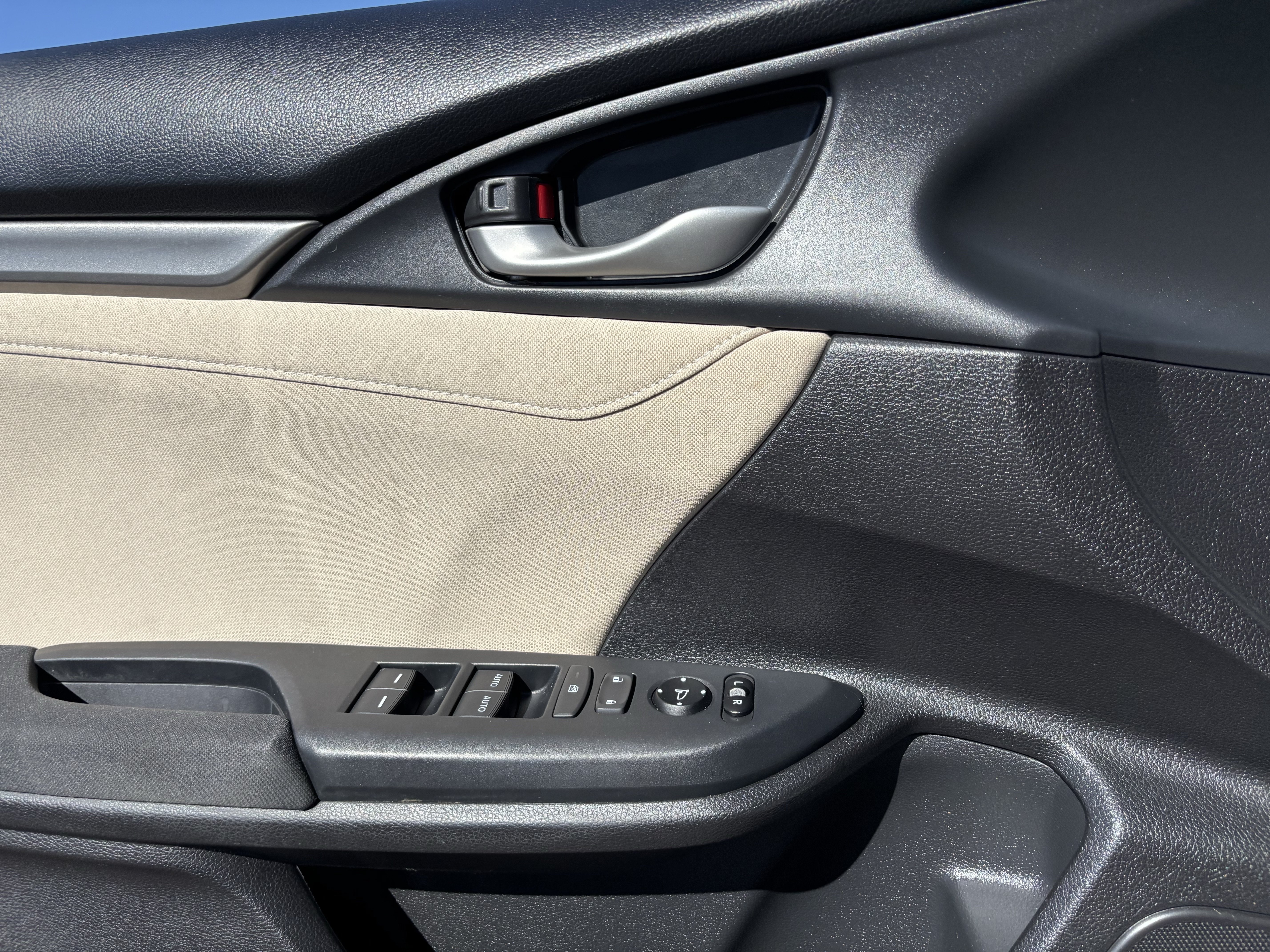 Used 2017 Honda Civic EX image 19