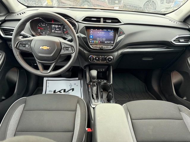 Used 2023 Chevrolet TrailBlazer LT w/ Convenience Package image 7