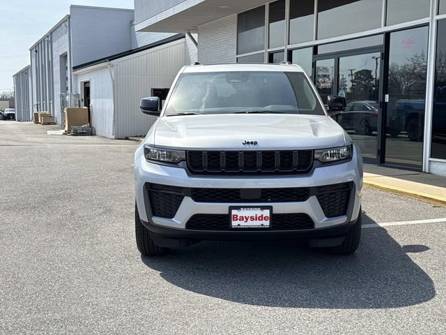 New 2026 Jeep Grand Cherokee Altitude AWD/4WD image 4