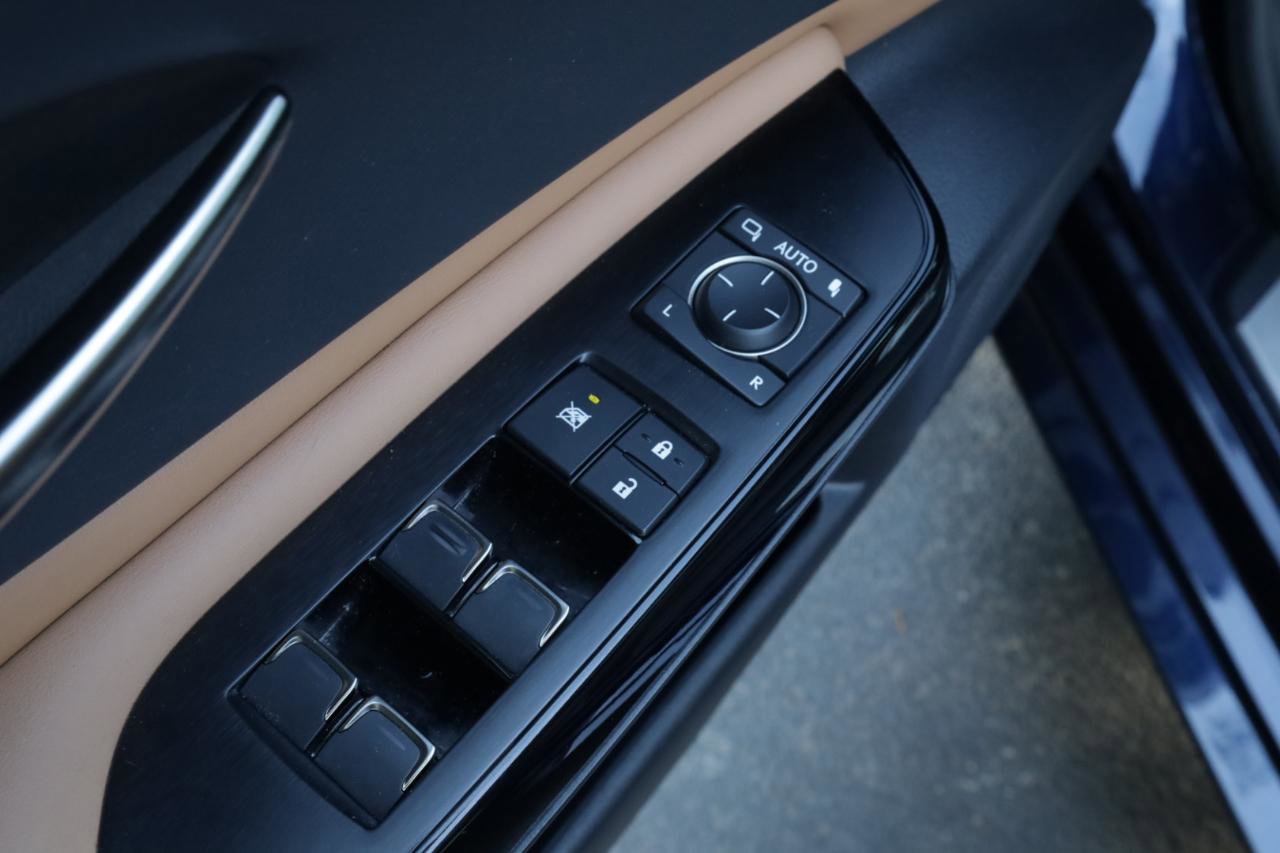 Used 2022 Lexus ES 350 w/ Premium Package FWD image 43