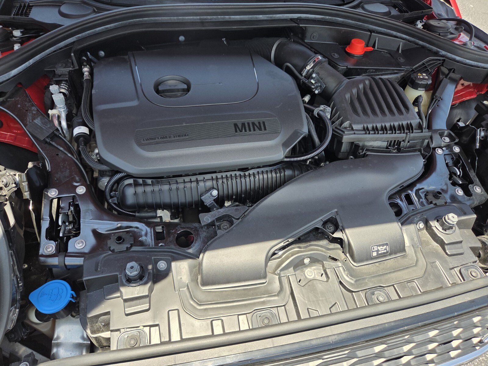 Certified 2024 MINI Cooper Clubman S FWD image 18
