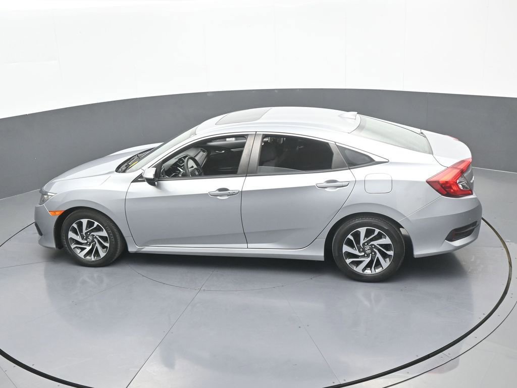 Used 2018 Honda Civic EX image 46