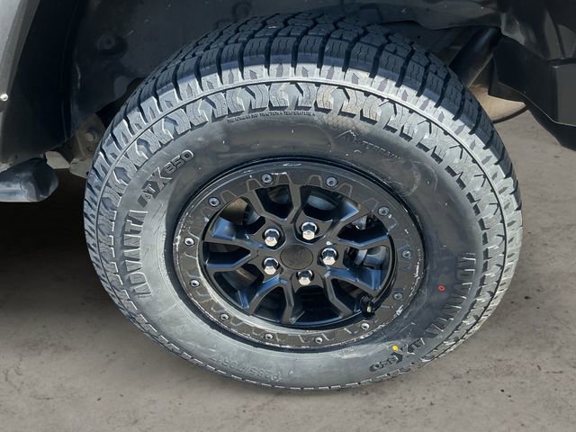 Used 2023 Jeep Wrangler Unlimited Rubicon 4xe AWD/4WD image 14