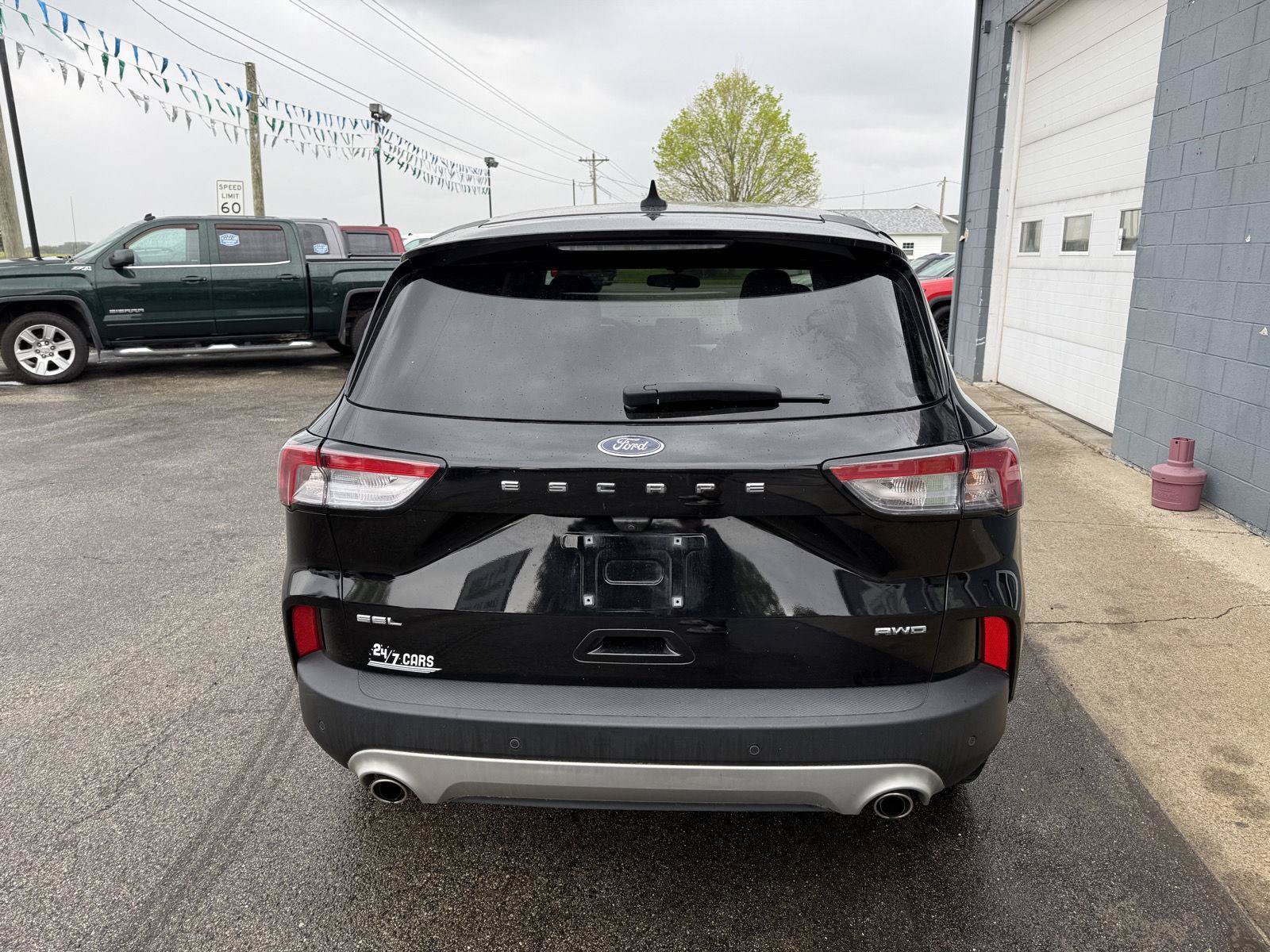 Used 2022 Ford Escape SEL AWD/4WD image 5