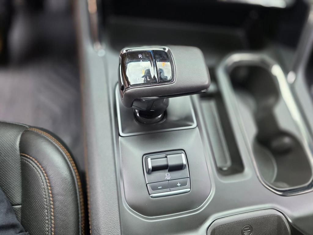 Used 2022 GMC Sierra 1500 AT4 w/ AT4 Premium Package image 34