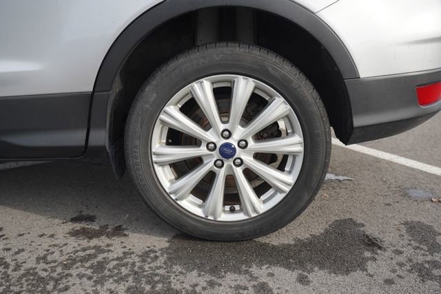 Used 2017 Ford Escape Titanium image 39