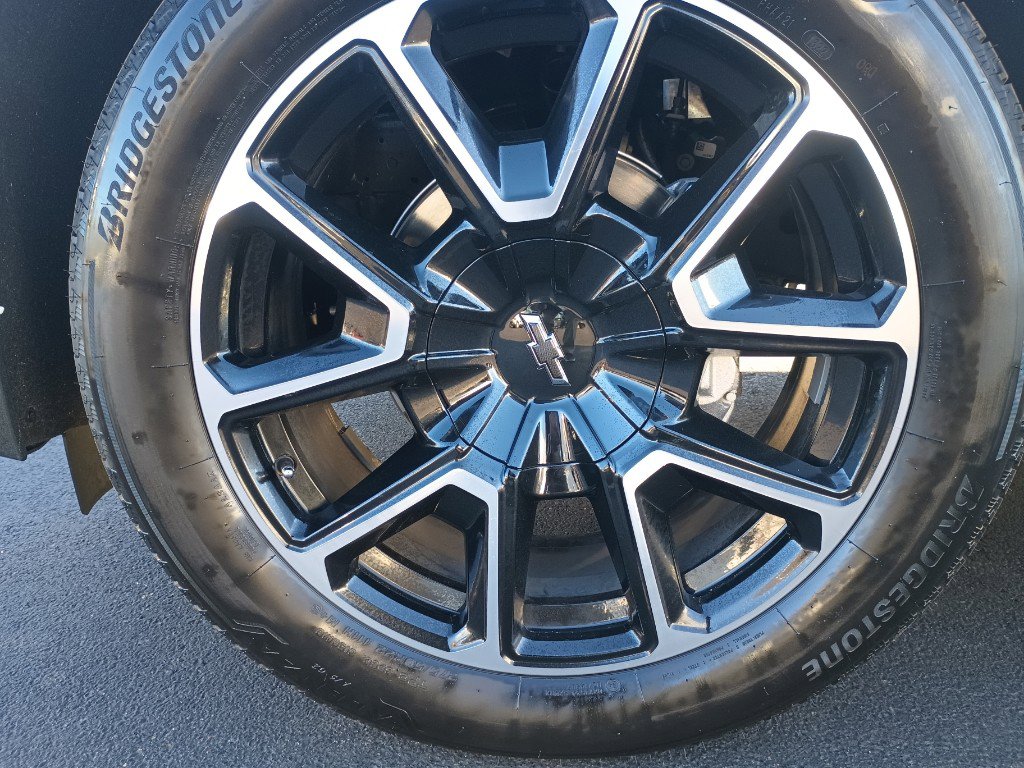 Used 2022 Chevrolet Tahoe RST w/ Sport Performance Package image 39