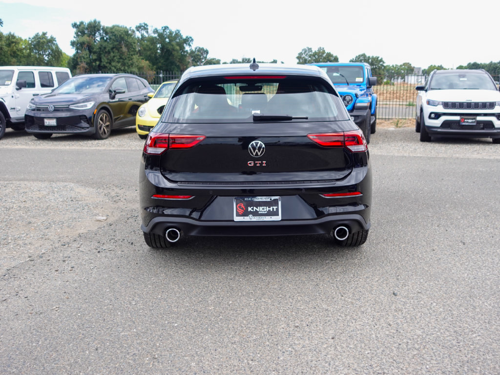 New 2026 Volkswagen GTI SE FWD image 8