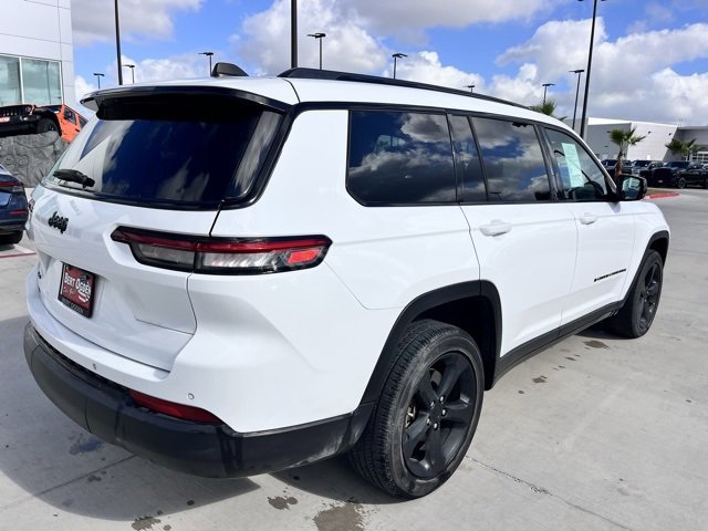 Used 2024 Jeep Grand Cherokee L Altitude image 6