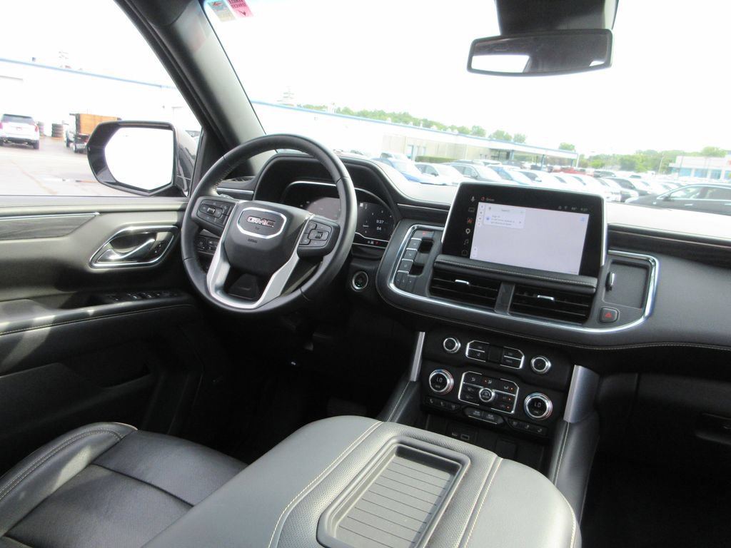 Certified 2023 GMC Yukon XL SLT AWD/4WD image 28