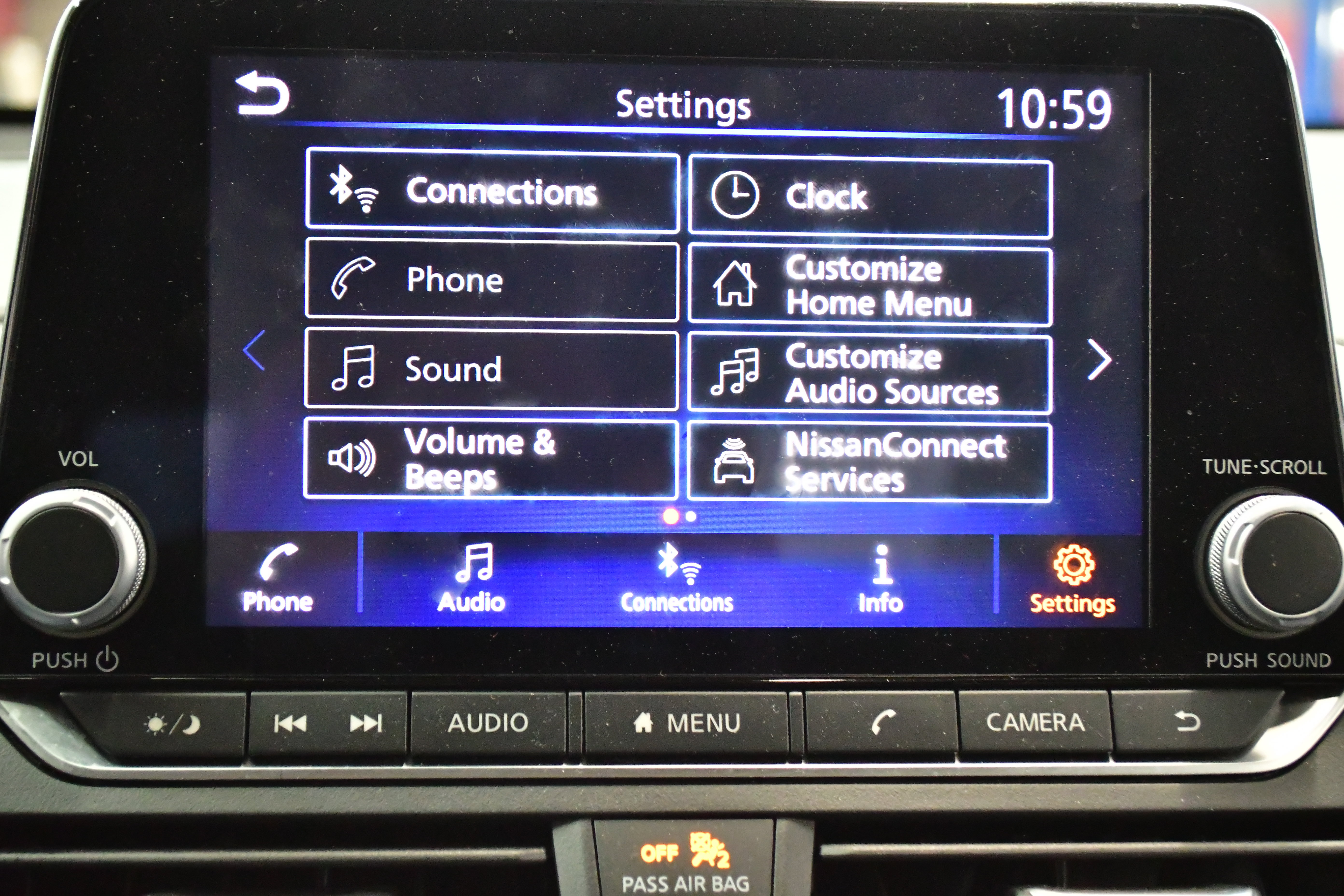 Used 2025 Nissan Altima 2.5 SV FWD image 23