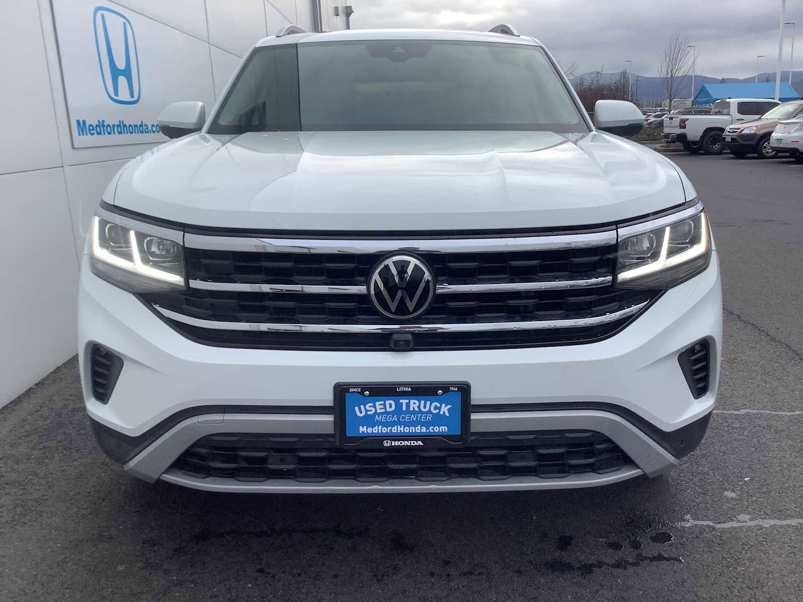 Used 2021 Volkswagen Atlas SEL Premium image 9