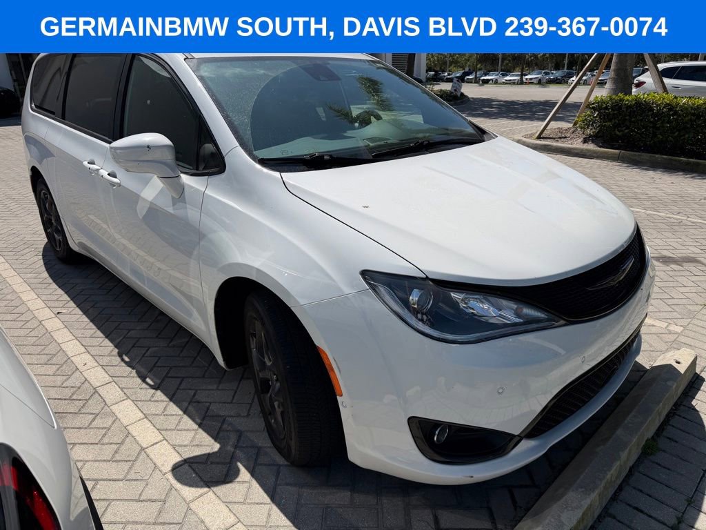 Used 2019 Chrysler Pacifica Touring Plus w/ Advanced Safetytec Group FWD image 5