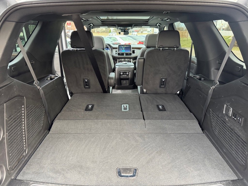 Used 2023 Chevrolet Tahoe Premier w/ Premium Package 2 image 25