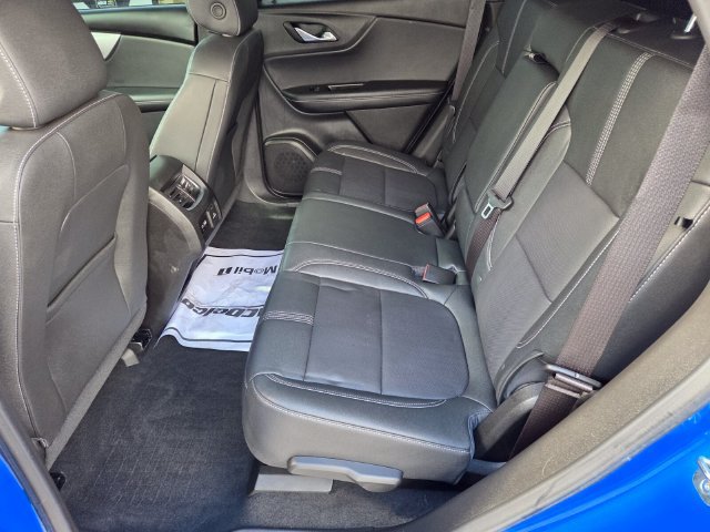 Certified 2025 Chevrolet Blazer LT w/ Sound & Technology Package FWD image 11