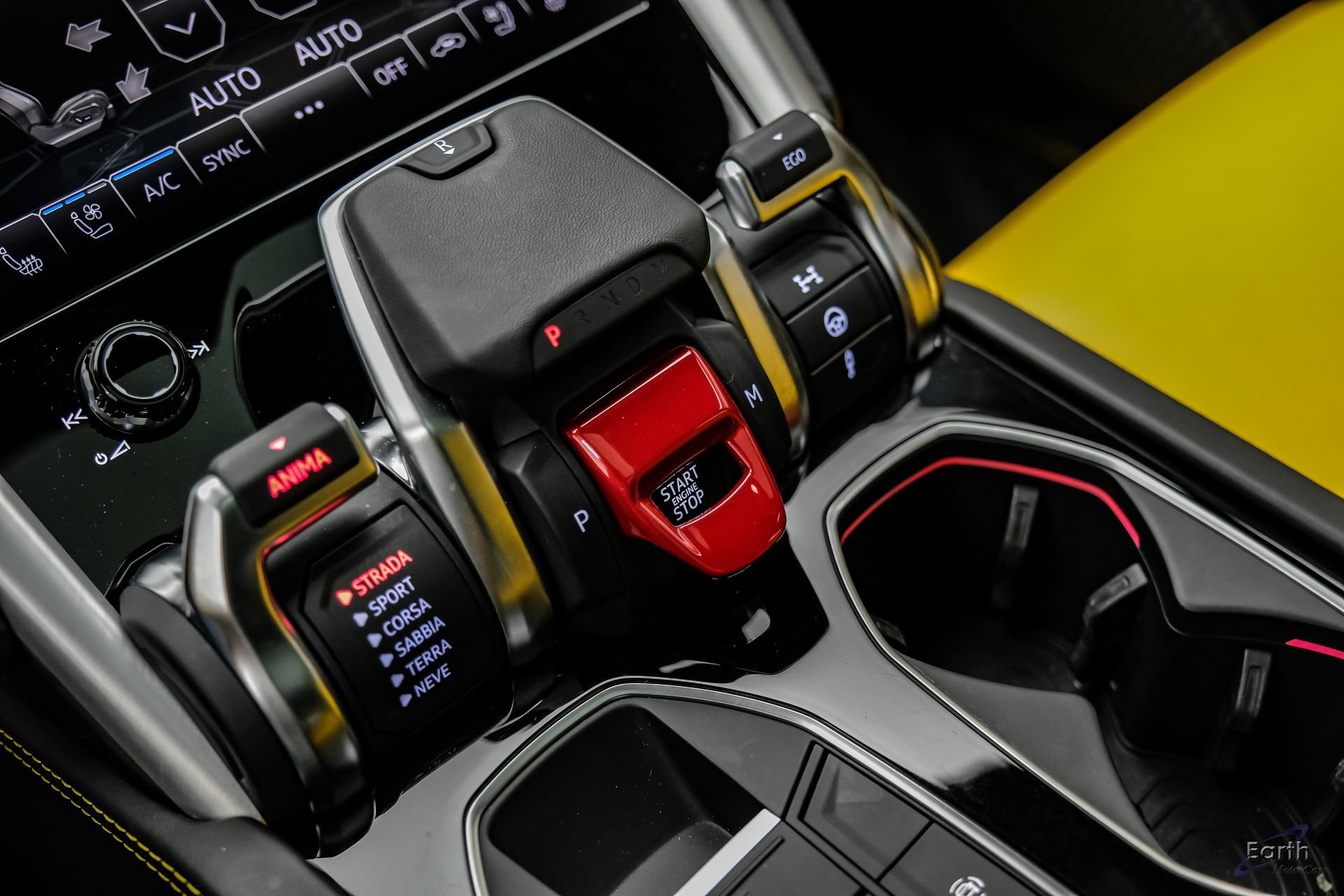 Used 2021 Lamborghini Urus AWD/4WD image 60