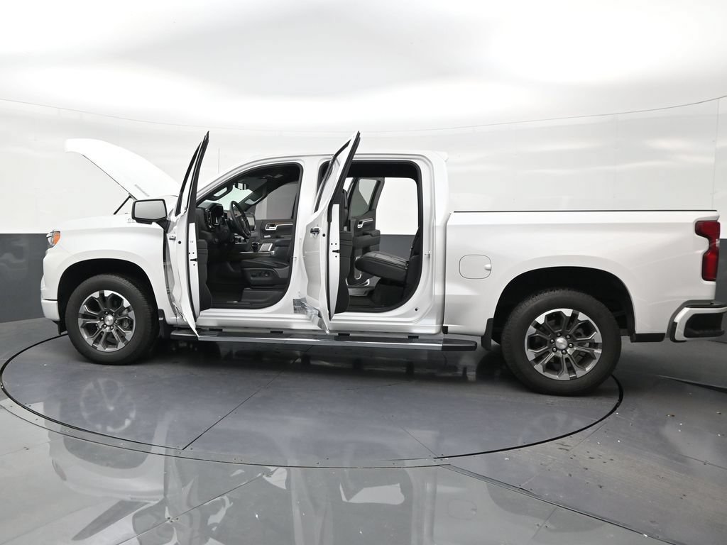 Used 2024 Chevrolet Silverado 1500 High Country w/ Technology Package RWD image 30