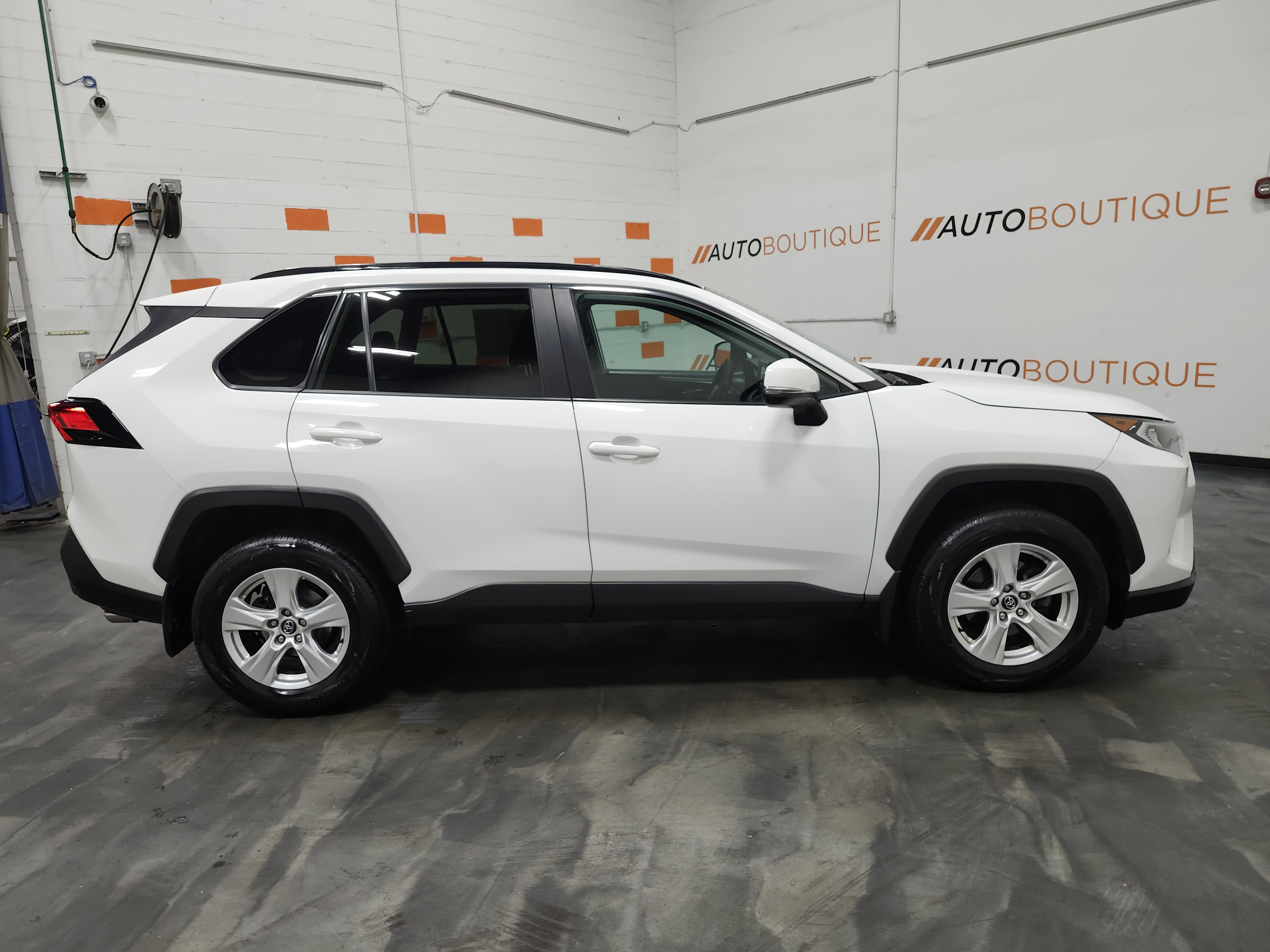 Used 2020 Toyota RAV4 XLE w/ All Weather Liner Package image 18