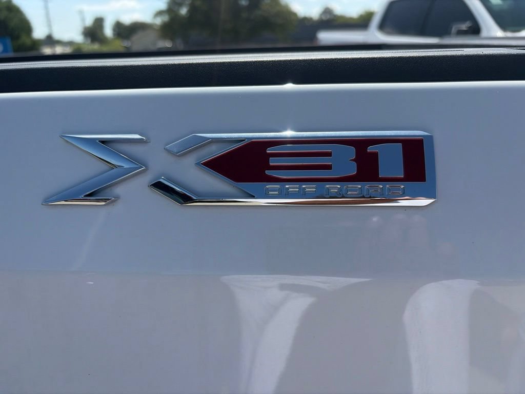 Used 2024 GMC Sierra 1500 Elevation w/ X31 Off-Road Package AWD/4WD image 22