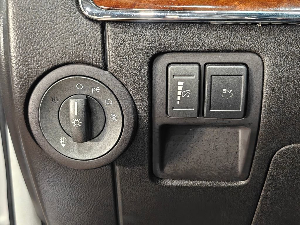 Used 2011 Lincoln MKZ Hybrid image 10