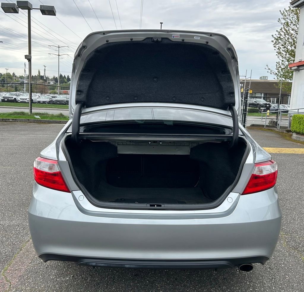 Certified 2016 Toyota Camry SE FWD image 25