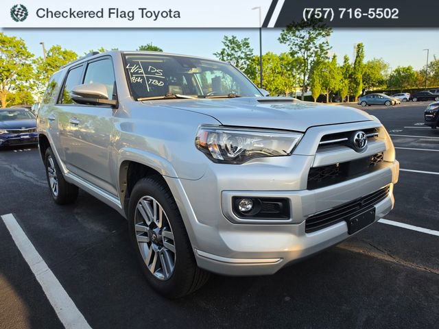Used 2022 Toyota 4Runner TRD Sport w/ Technology Package AWD/4WD image 3