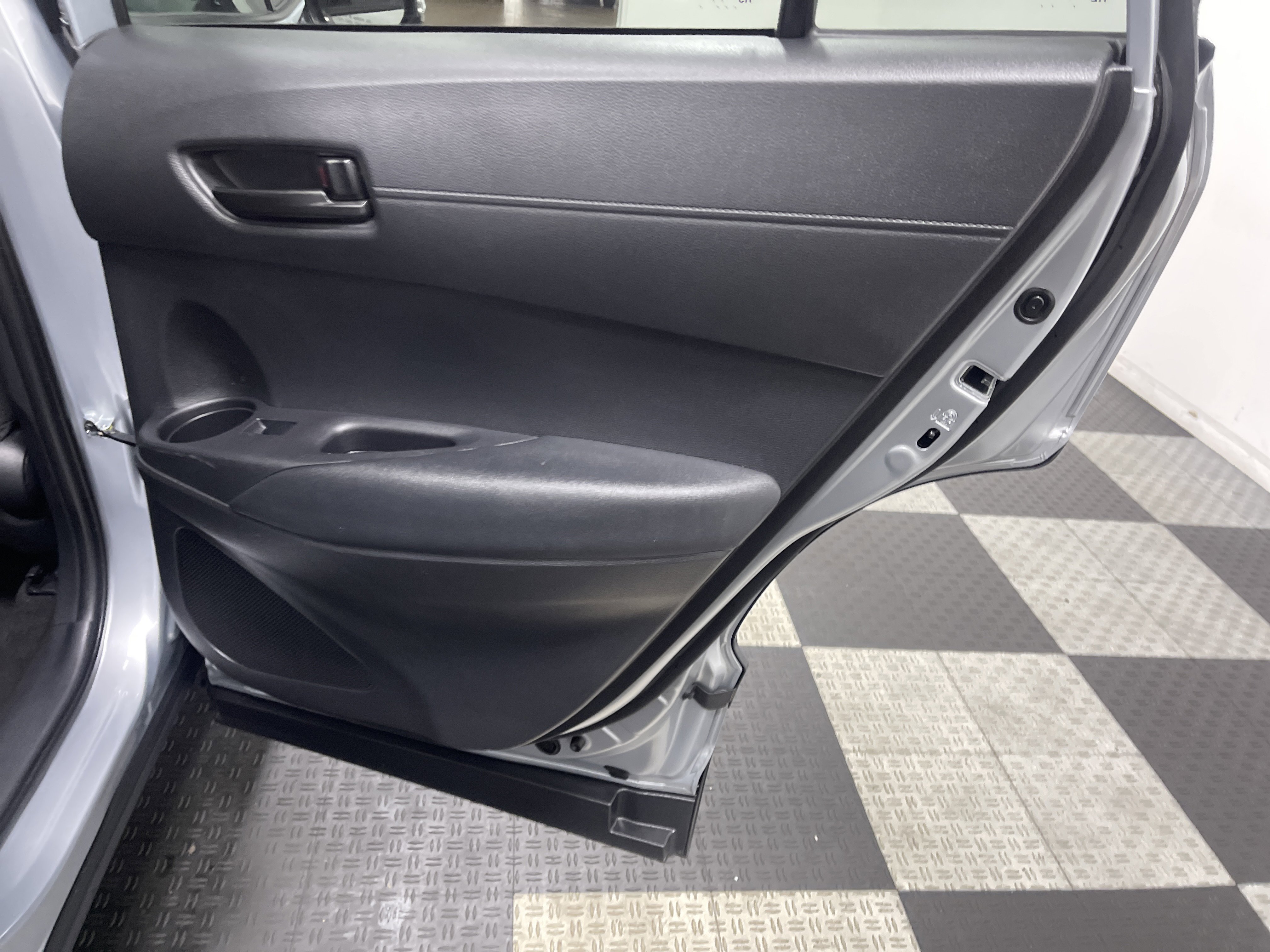 Used 2024 Toyota Corolla Cross LE image 18