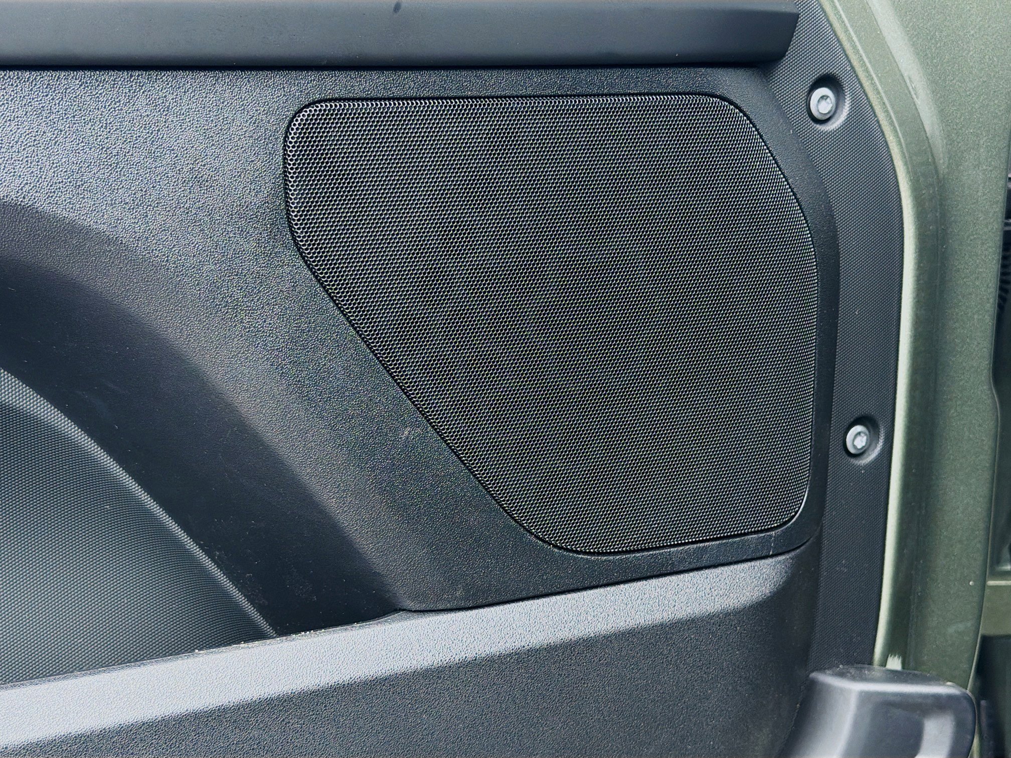 Used 2025 Land Rover Defender 110 S image 24