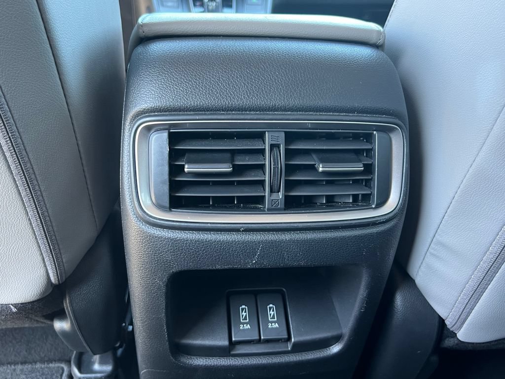 Used 2017 Honda CR-V Touring image 13