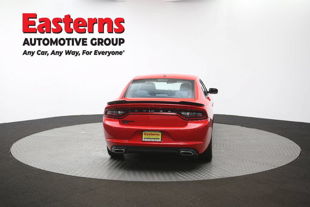 Used 2018 Dodge Charger SXT w/ Blacktop Package RWD image 37
