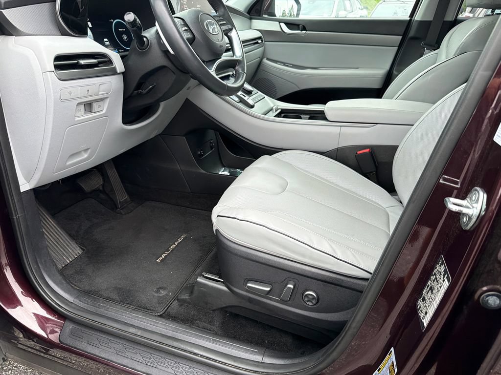 Used 2023 Hyundai Palisade SEL w/ Cargo Package FWD image 9