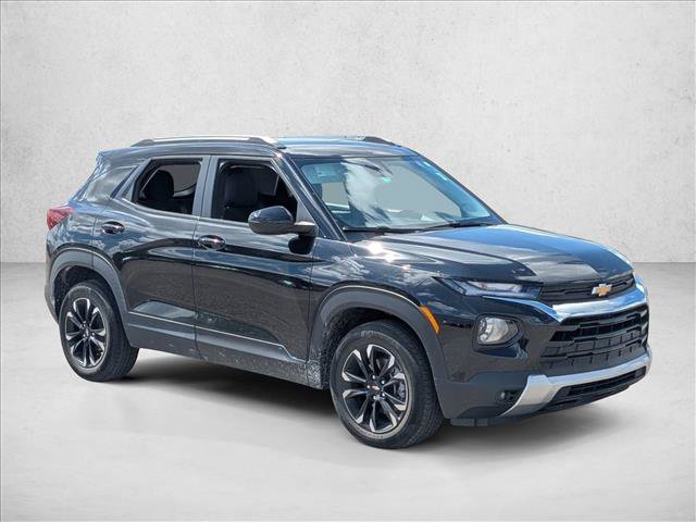 Used 2023 Chevrolet TrailBlazer LT FWD image 3