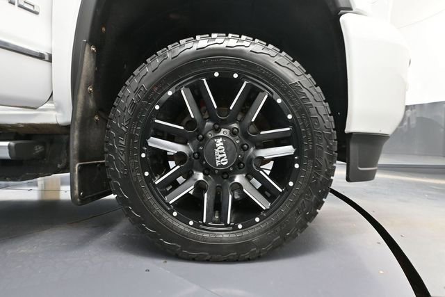 Used 2017 GMC Sierra 2500 Denali AWD/4WD image 16