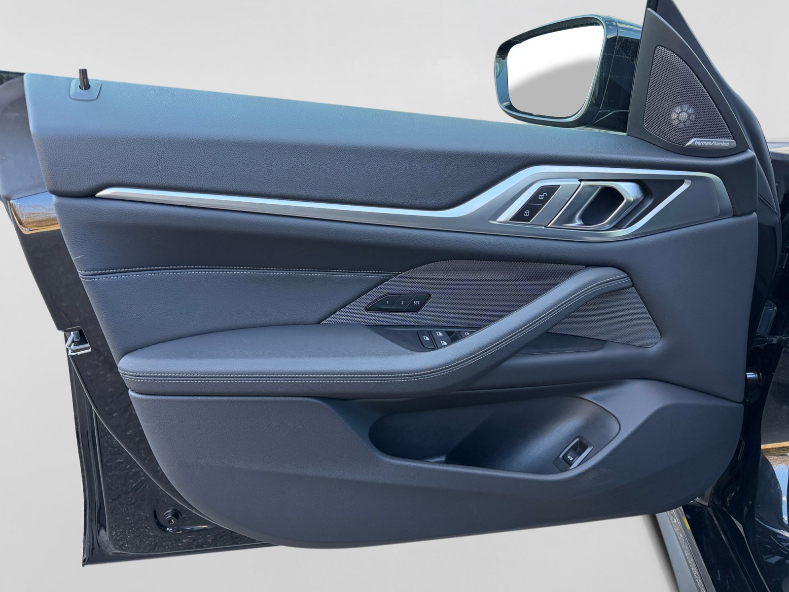 Used 2025 BMW 430i xDrive w/ M Sport Package image 12