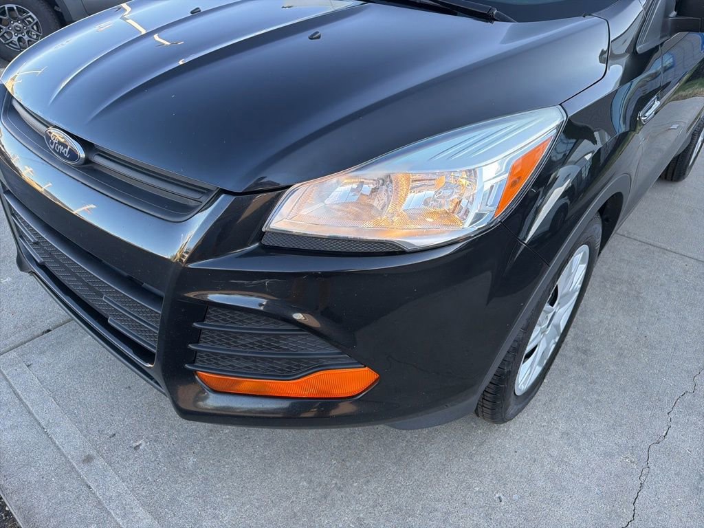 Used 2015 Ford Escape S image 19