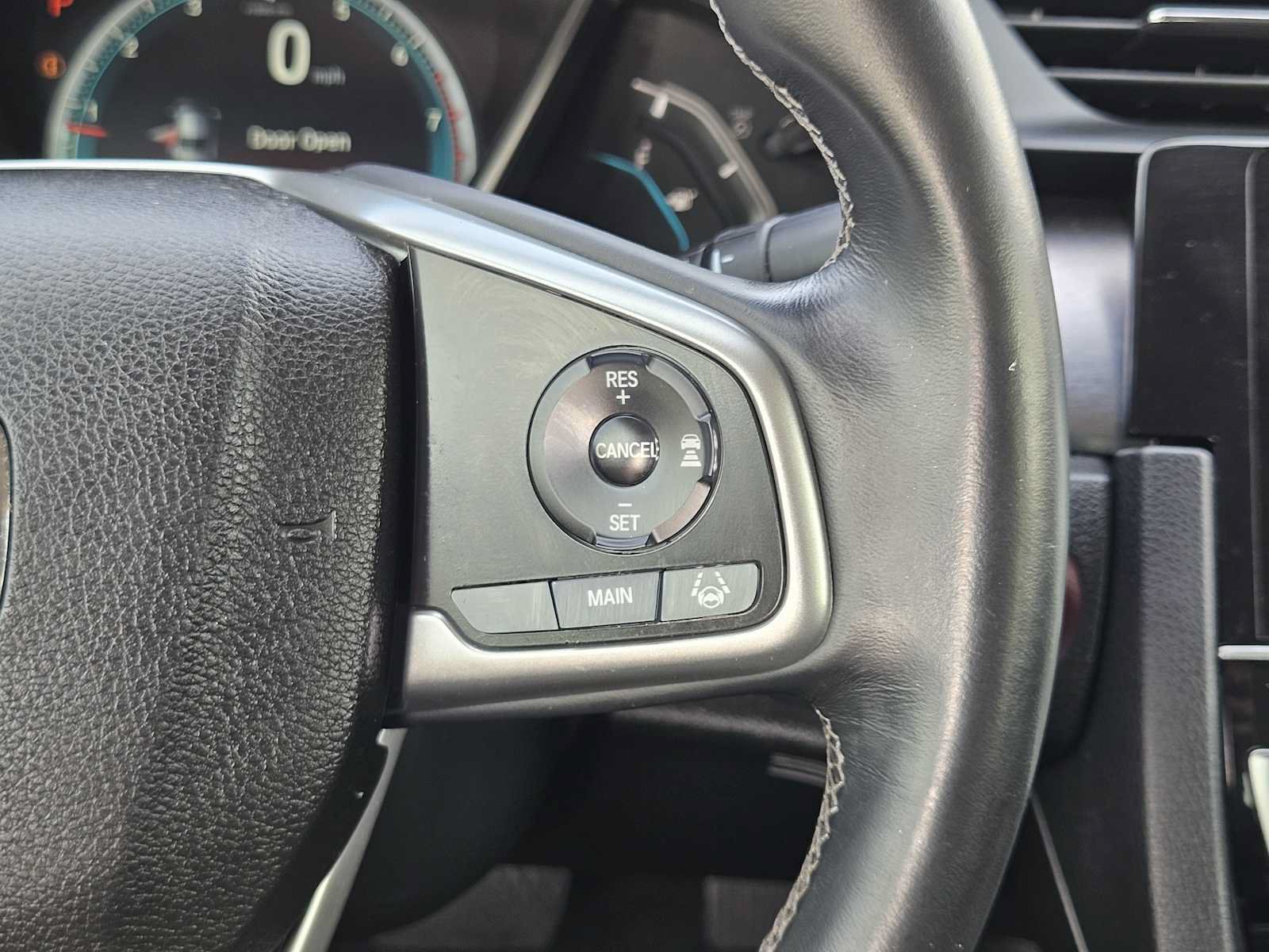 Used 2018 Honda Civic Touring image 29