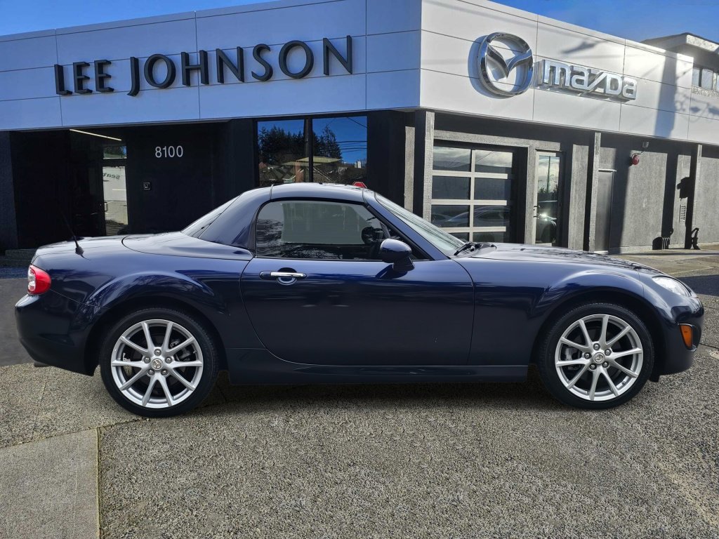 Used 2010 MAZDA MX-5 Miata Grand Touring w/ Premium Pkg image 6