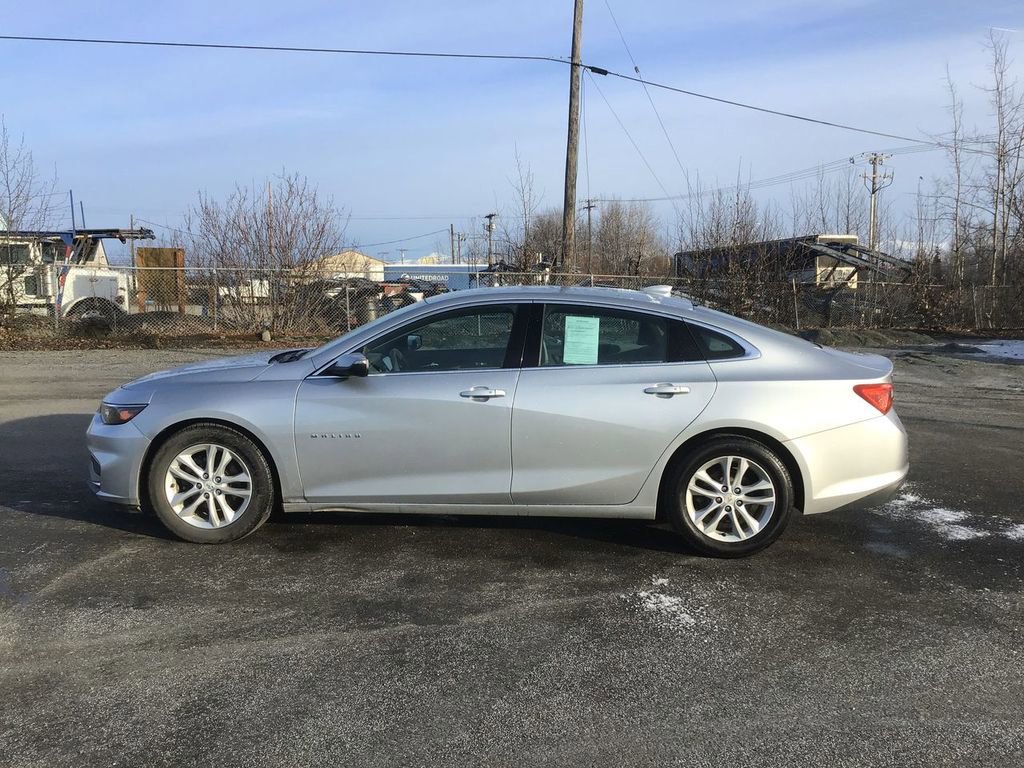 Used 2016 Chevrolet Malibu LT image 1